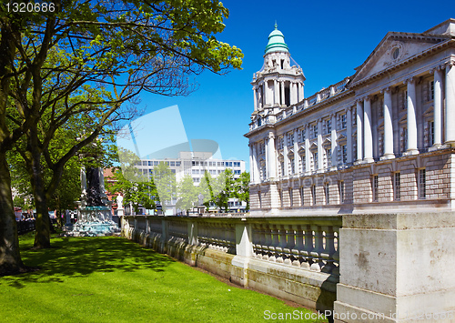 Image of Belfast City Hall