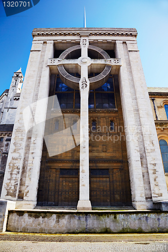 Image of Belfast Cathedral Celtic Cross