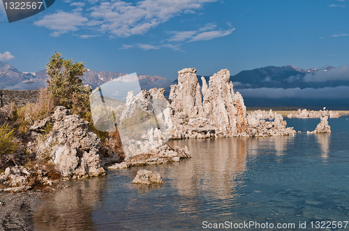 Image of Tufa