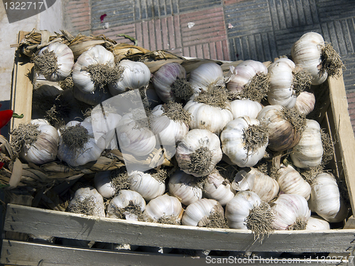 Image of box of garlic