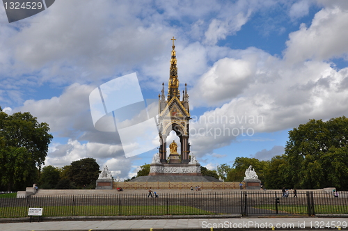 Image of Albert Memorial in London