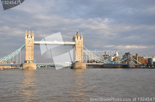 Image of Tower Bridge in London