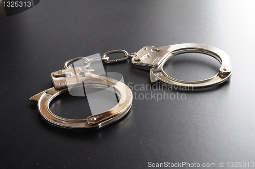 Image of handcuffs