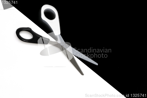 Image of scissors in black and white