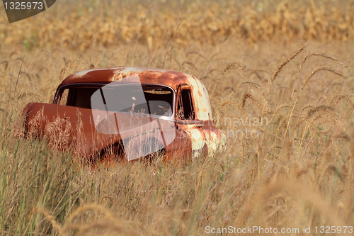 Image of old car