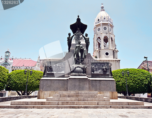 Image of Simon Bolivar monument