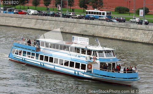 Image of boat on the river