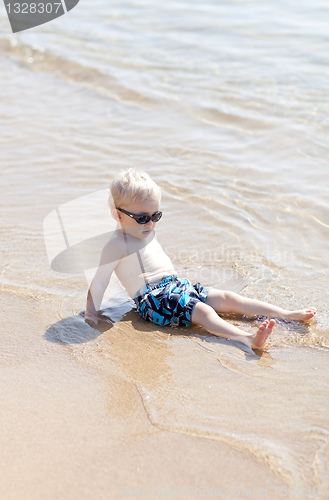 Image of toddler at the beach