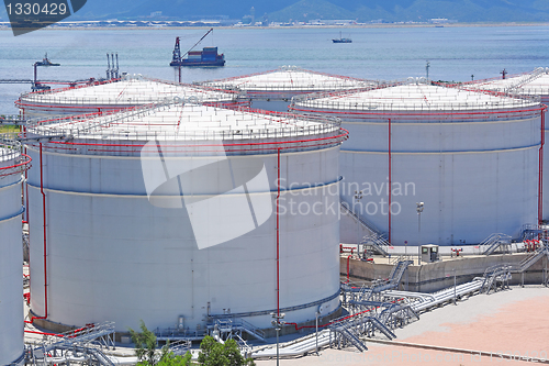 Image of oil tank