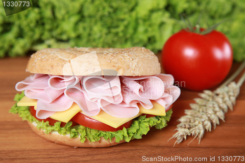 Image of Bagel with ham