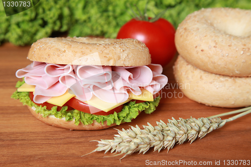 Image of Bagel with ham