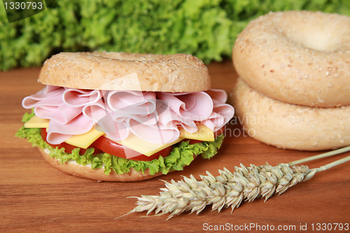 Image of Bagel with ham