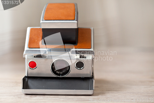 Image of Old instant camera