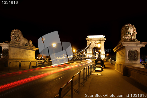 Image of chain bridge in Budapest, Hungary