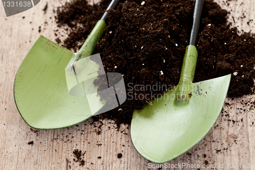 Image of shovel