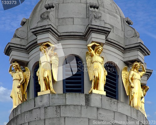 Image of Gold statues
