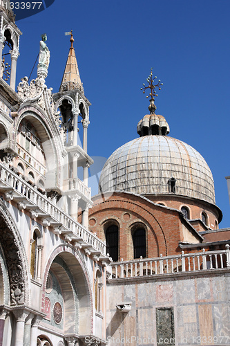 Image of Venice basilica