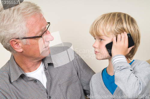 Image of Learning to use a smartphone