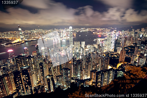 Image of Hong Kong at night 