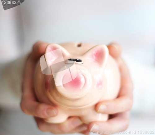 Image of piggy bank and copyspace