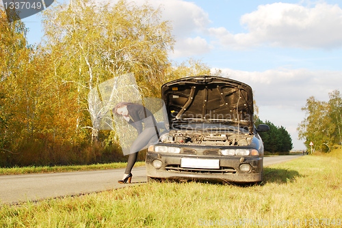 Image of broken car