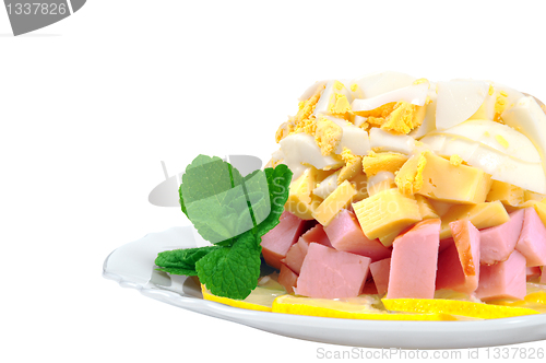 Image of Salad with ham and cheese and egg