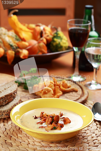 Image of Cream of chanterelle mushroom soup