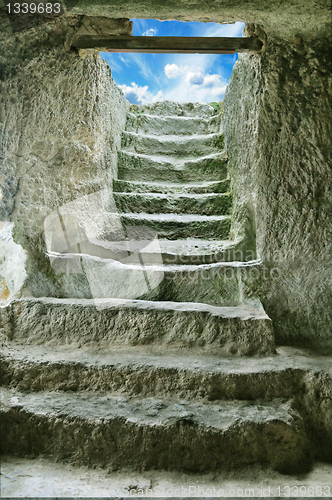 Image of staircase in the ruins of the ancient cave city