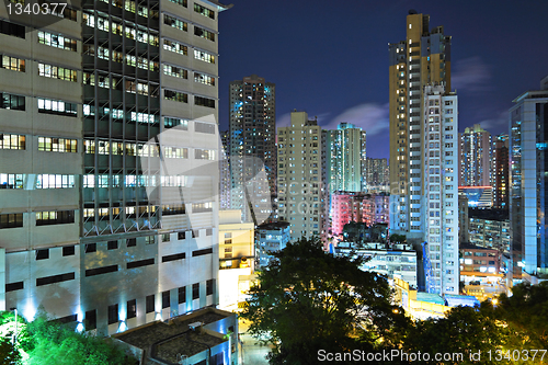 Image of Hong Kong with crowded buildings at night