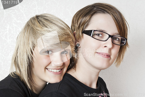 Image of teenage girl friends