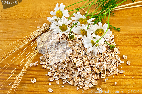 Image of Rye flakes with daisies