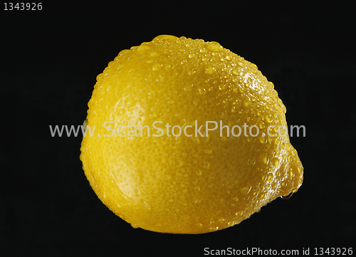 Image of lemon on black background