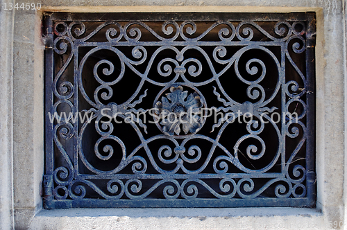 Image of architectural detail of the royal palace in Livadia 