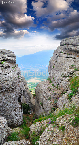 Image of view from the mountains to the valley