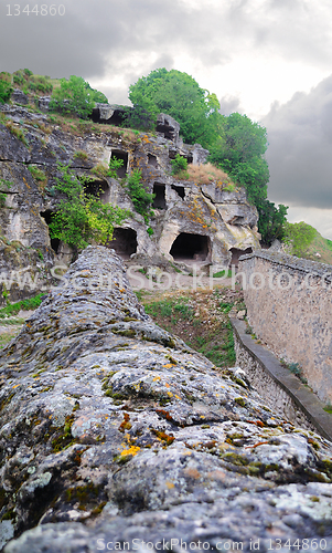 Image of ruins of the ancient cave city