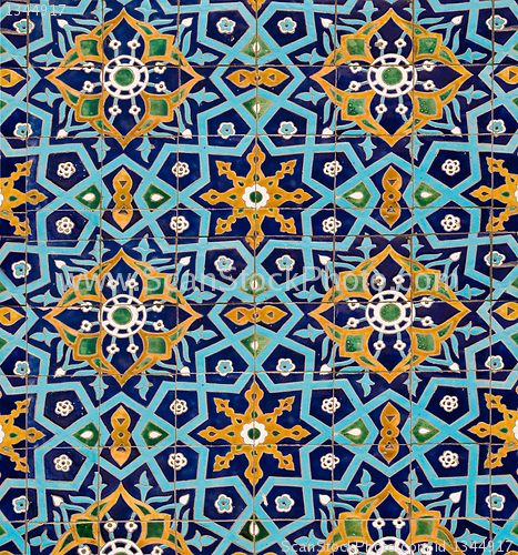 Image of oriental pattern on tiles