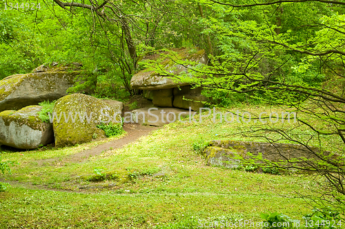 Image of scenic boulders 