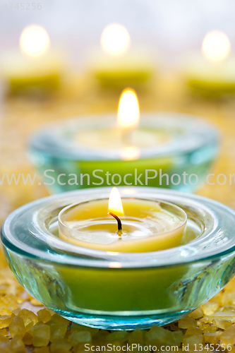 Image of Candles with bath salt