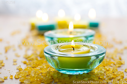 Image of Candles with bath salt