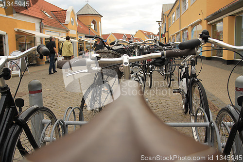 Image of Bike in the city.