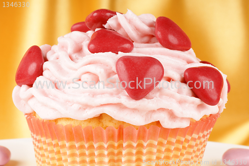 Image of Fancy Valentine's Day cupcake