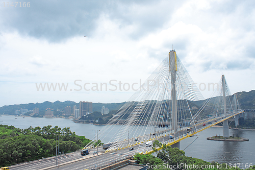 Image of traffic bridge 