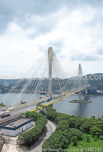 Image of traffic bridge 