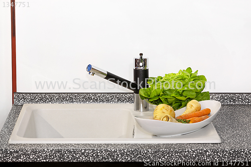 Image of Kitchen sink