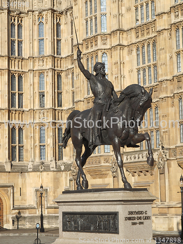 Image of Richard The Lionheart statue