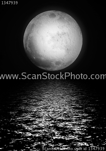 Image of delightful full silvery moon