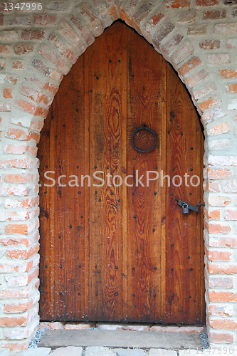 Image of old door 