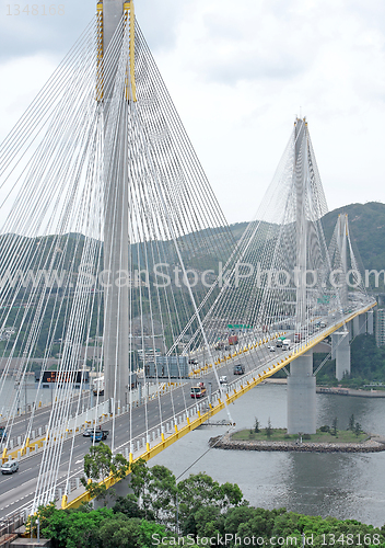 Image of traffic bridge 