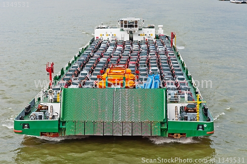Image of Tanker with a lot of cars carried to the market