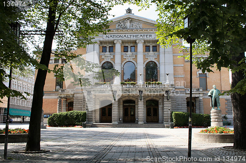 Image of National theatre